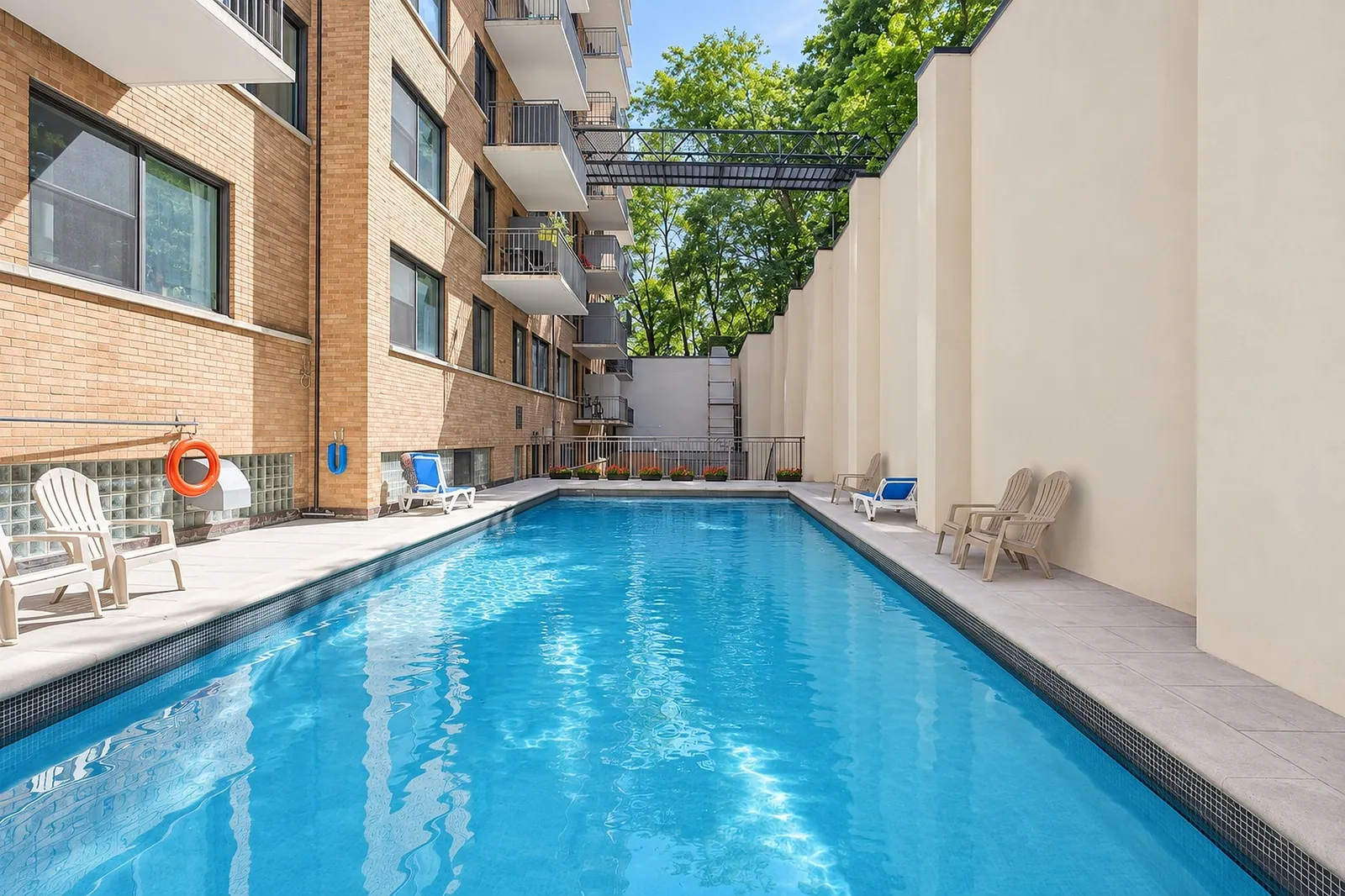 Cedar Plaza, unit 214 — Photo 1 of 12